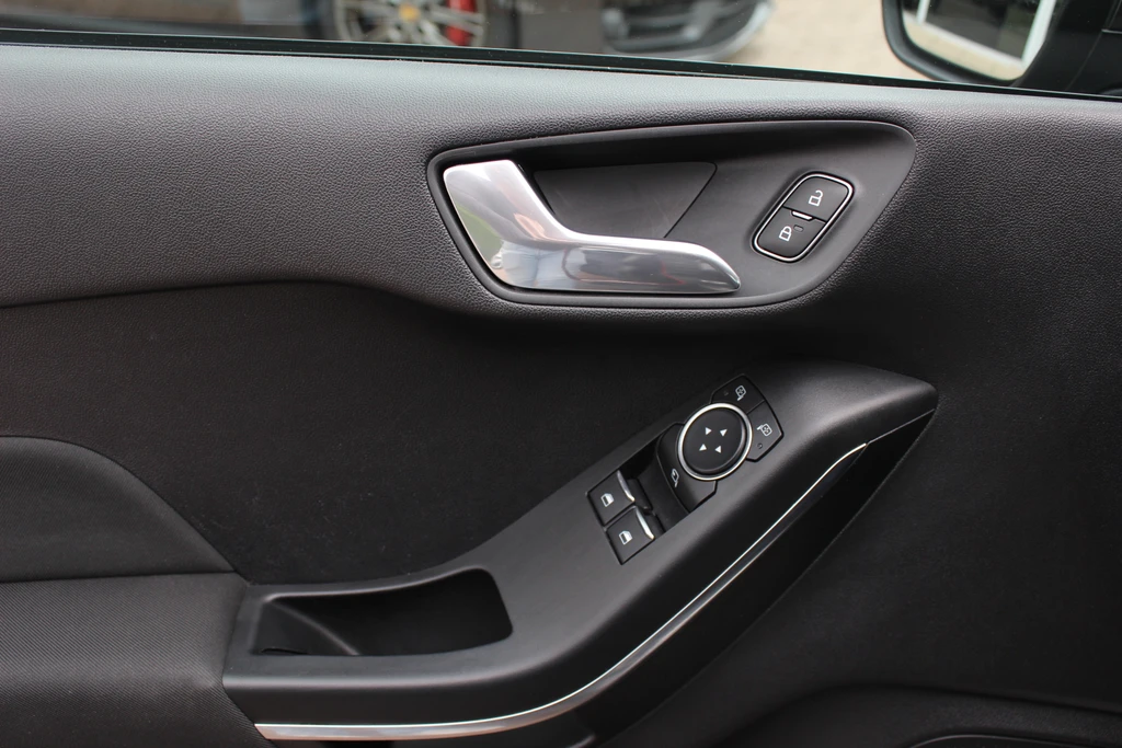 Ford Fiesta – foto 33