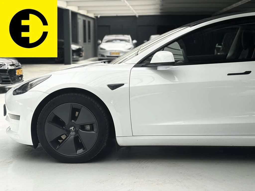 Tesla Model 3 – foto 3
