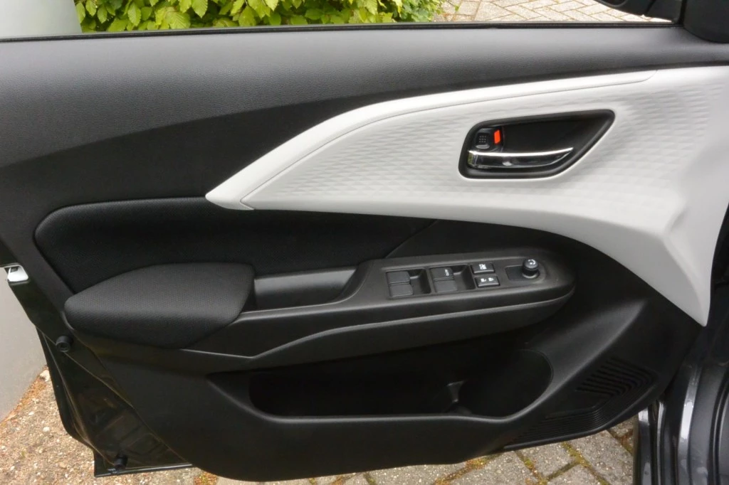 Suzuki Swift – foto 17