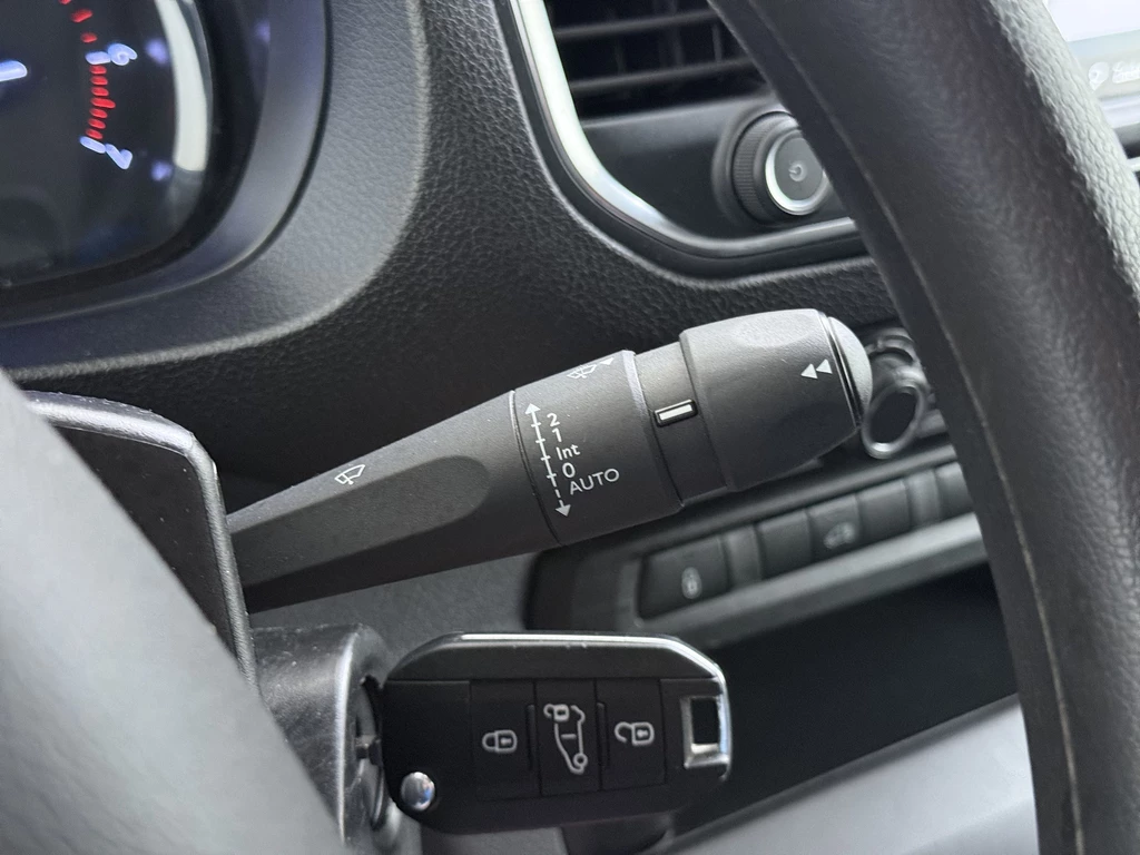 Opel Vivaro – foto 33