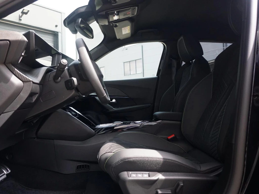 Peugeot e-2008 – foto 10