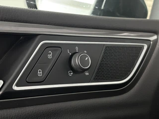 Volkswagen Golf Sportsvan – thumbnail 17