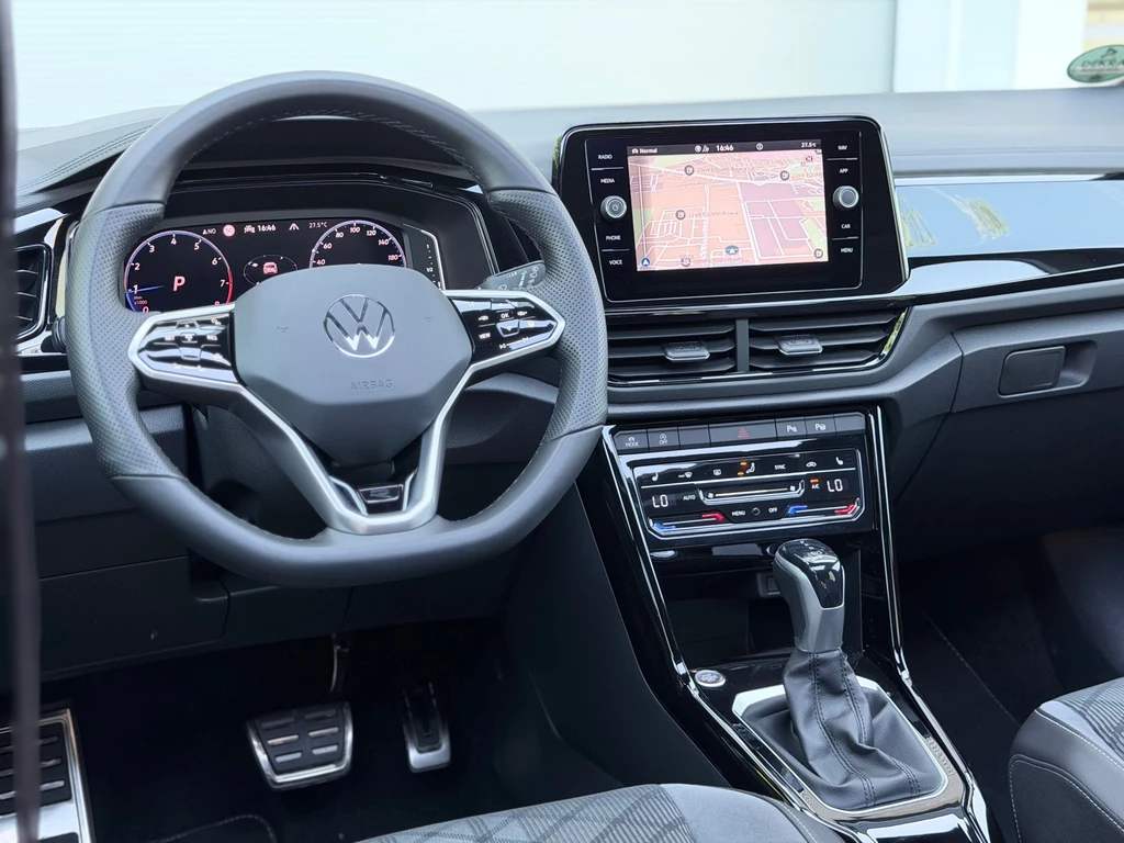Volkswagen T-Roc – foto 12