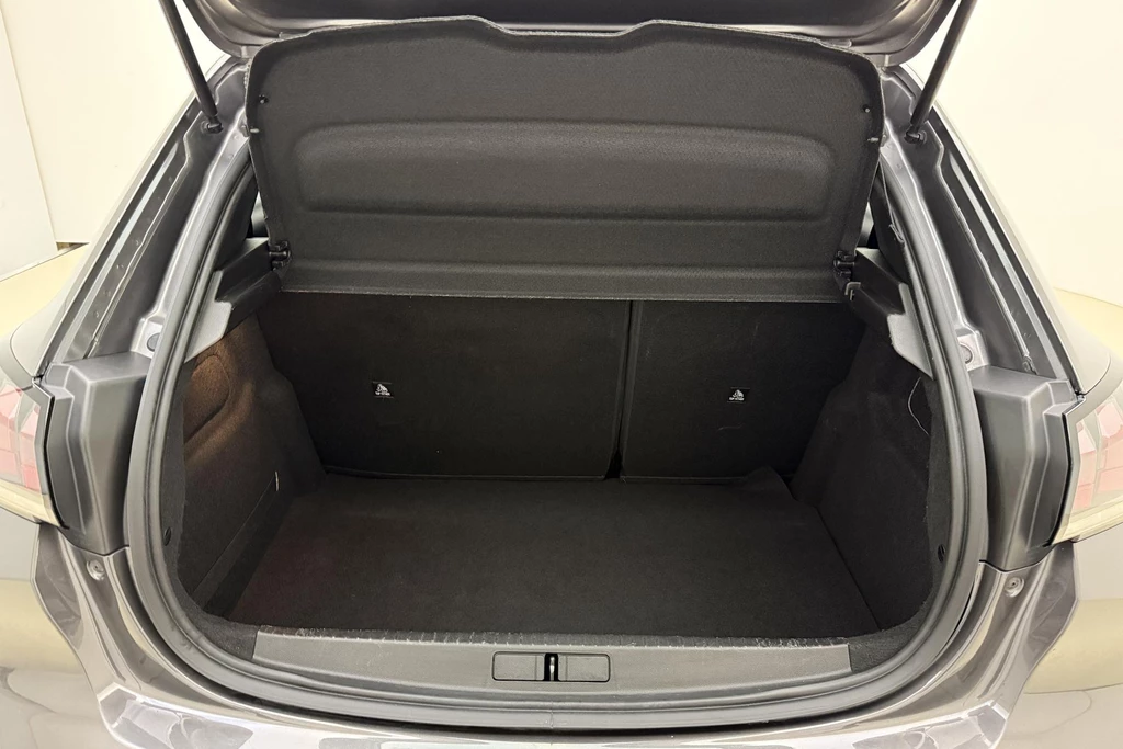 Peugeot 208 – foto 10