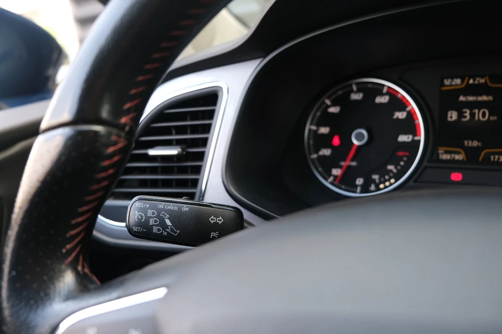 SEAT Leon – foto 16