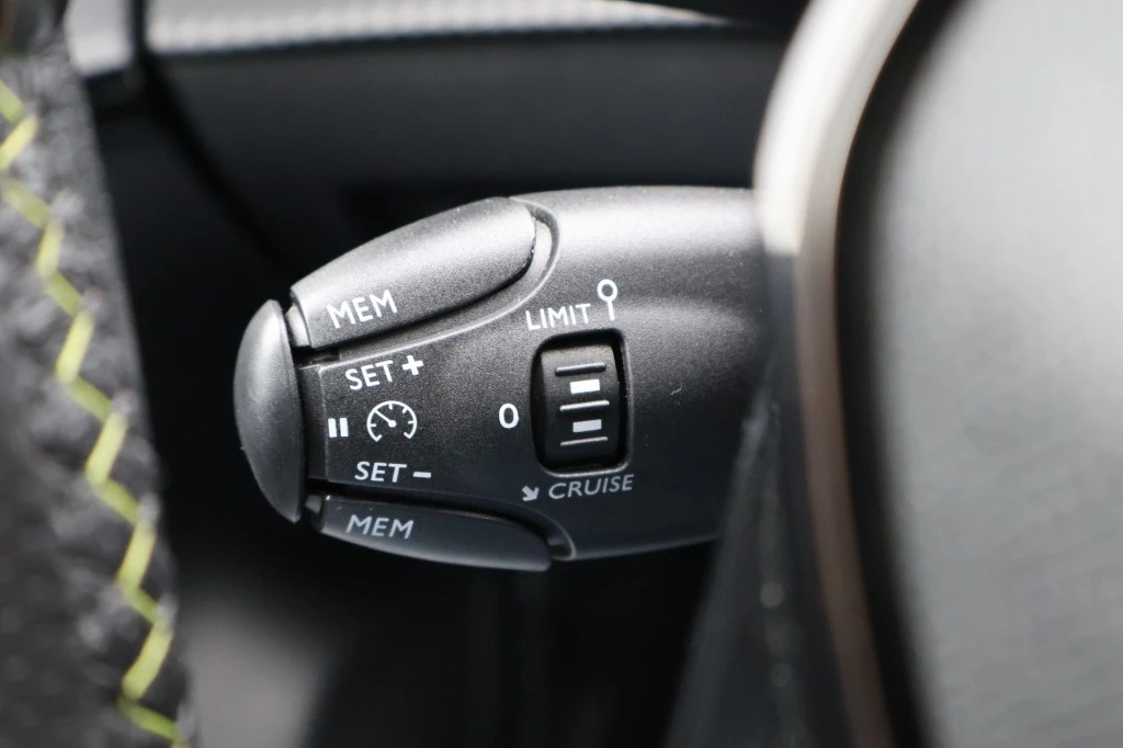 Peugeot 208 – foto 58