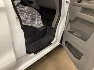 Ford E-Transit Custom – thumbnail 37