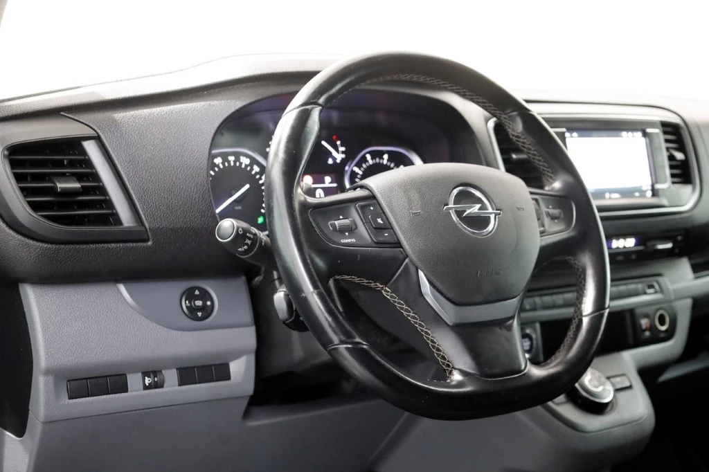 Opel Vivaro – foto 12