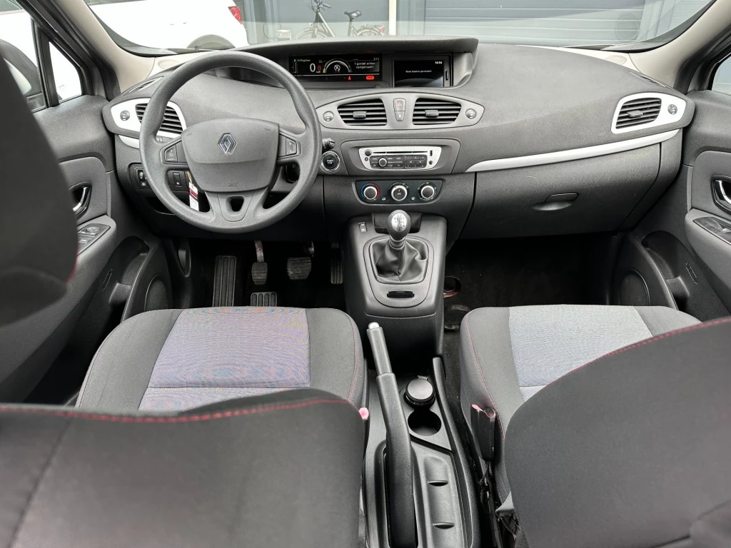 Renault Grand Scénic – foto 15