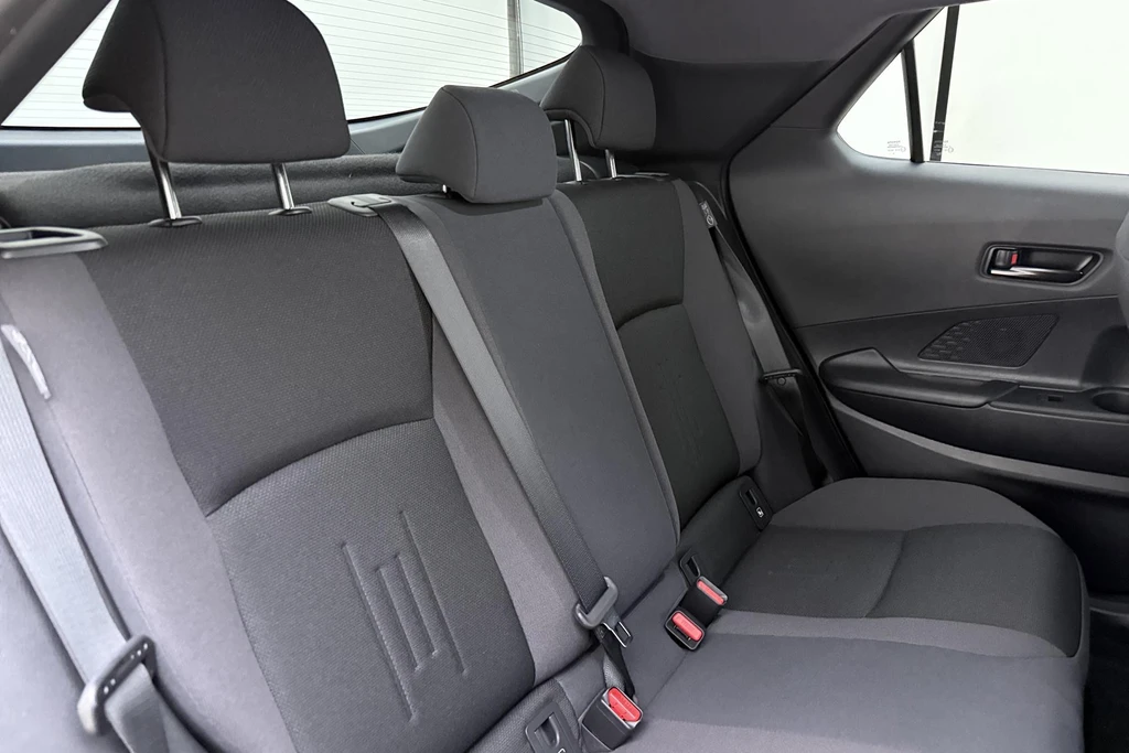 Toyota C-HR – foto 17