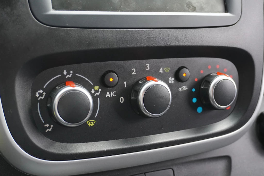 Renault Trafic – foto 12