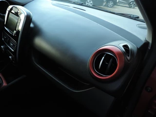 Renault Clio – thumbnail 17