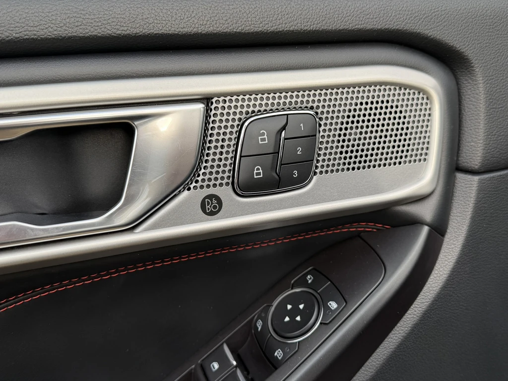 Ford Explorer – foto 17