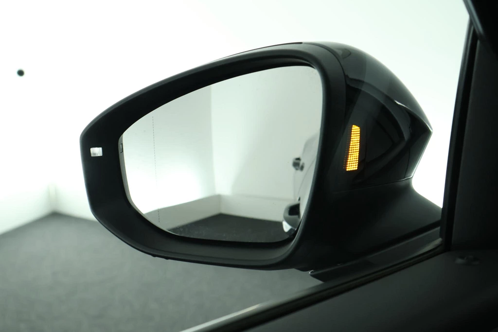 Volkswagen T-Roc – foto 11