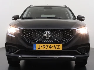 MG ZS EV – thumbnail 9