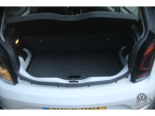 Volkswagen up! – thumbnail 11