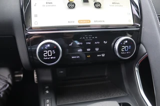 Jaguar E-PACE – thumbnail 34