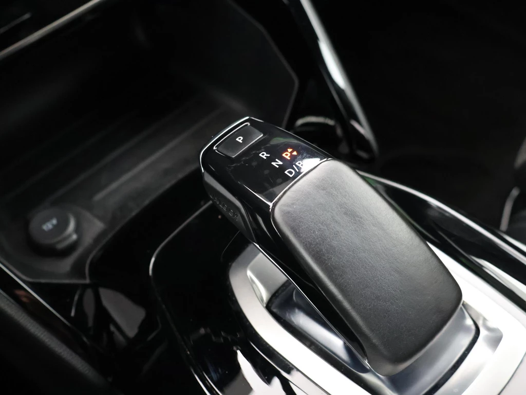 Peugeot e-2008 – foto 18