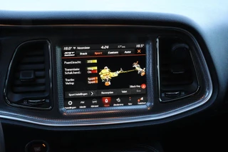 Dodge Challenger – thumbnail 39