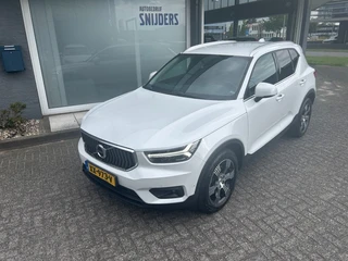 Volvo XC40 – thumbnail 2