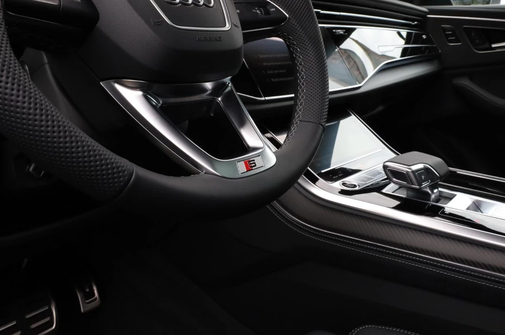 Audi Q8 – foto 30
