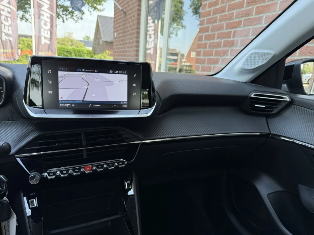 Peugeot 208 – foto 34