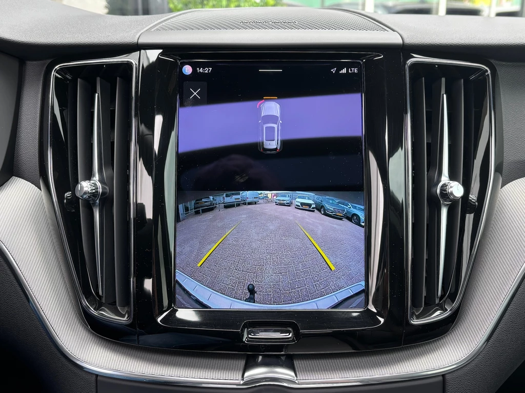 Volvo XC60 – foto 18