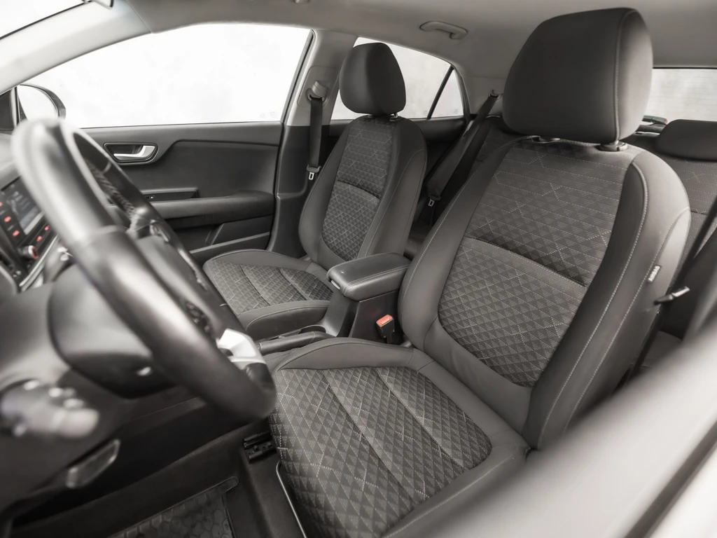 Kia Rio – foto 16