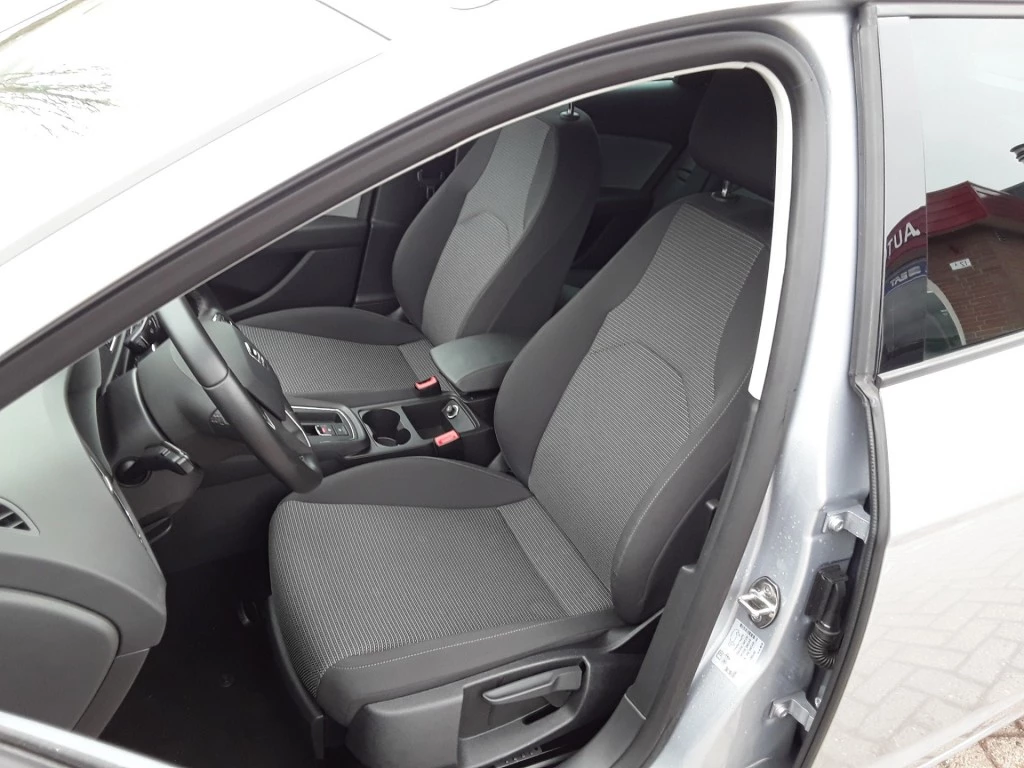SEAT Leon – foto 16