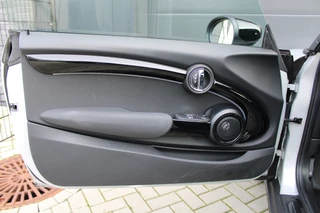 MINI Cooper – thumbnail 23