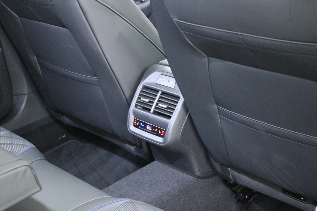 Volkswagen Passat – foto 55