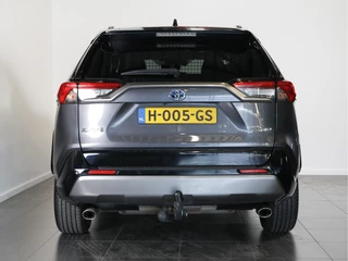 Toyota RAV4 – thumbnail 2