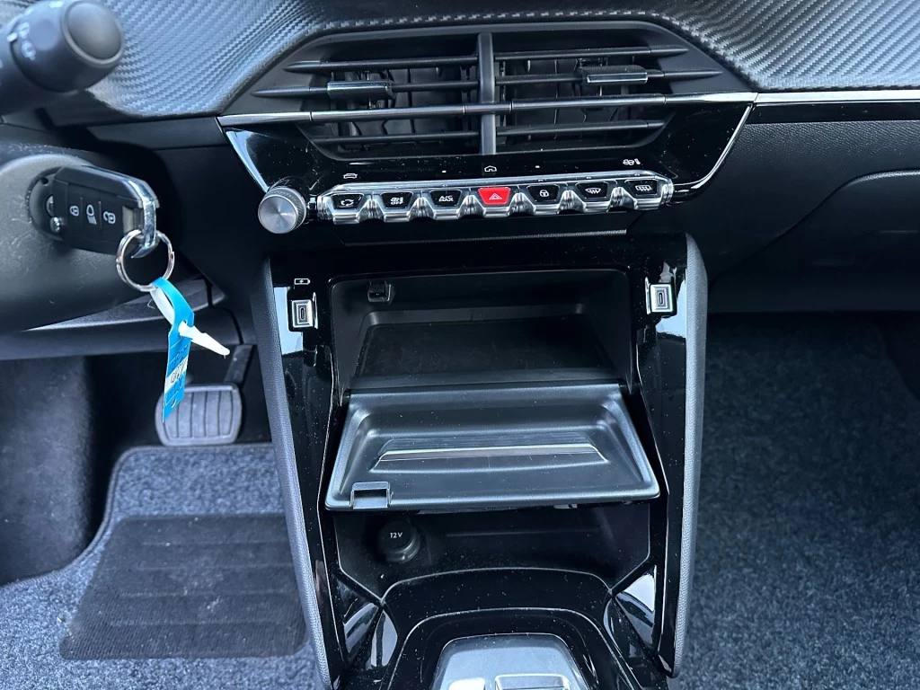 Peugeot 208 – foto 21