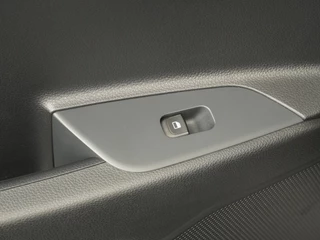 Kia Stonic – thumbnail 36