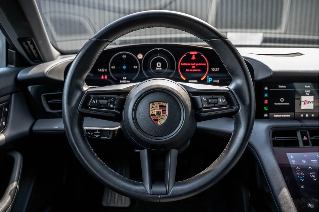 Porsche Taycan – foto 17