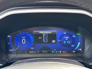Ford Kuga – thumbnail 15
