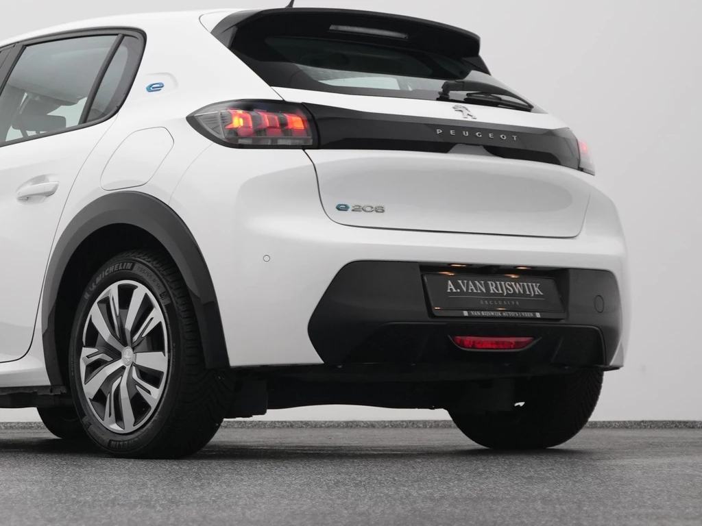 Peugeot e-208 – foto 6