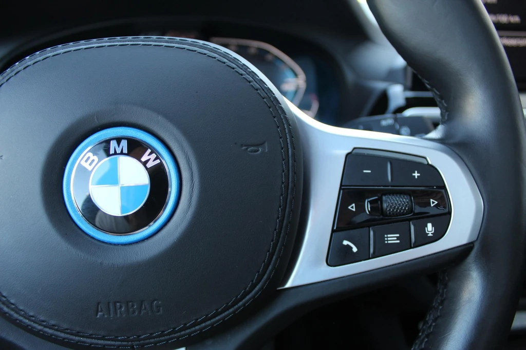 BMW iX3 – foto 25