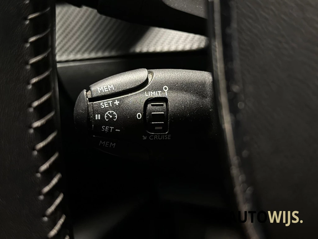 Peugeot 208 – foto 21