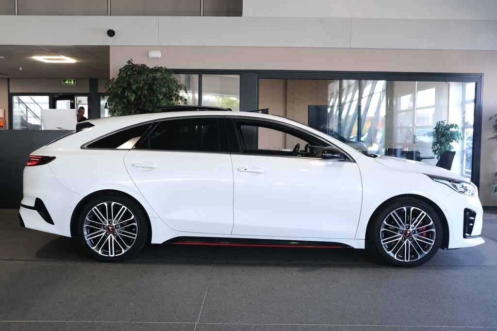 Kia ProCeed – foto 7