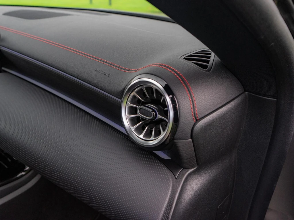 Mercedes-Benz CLA – foto 34
