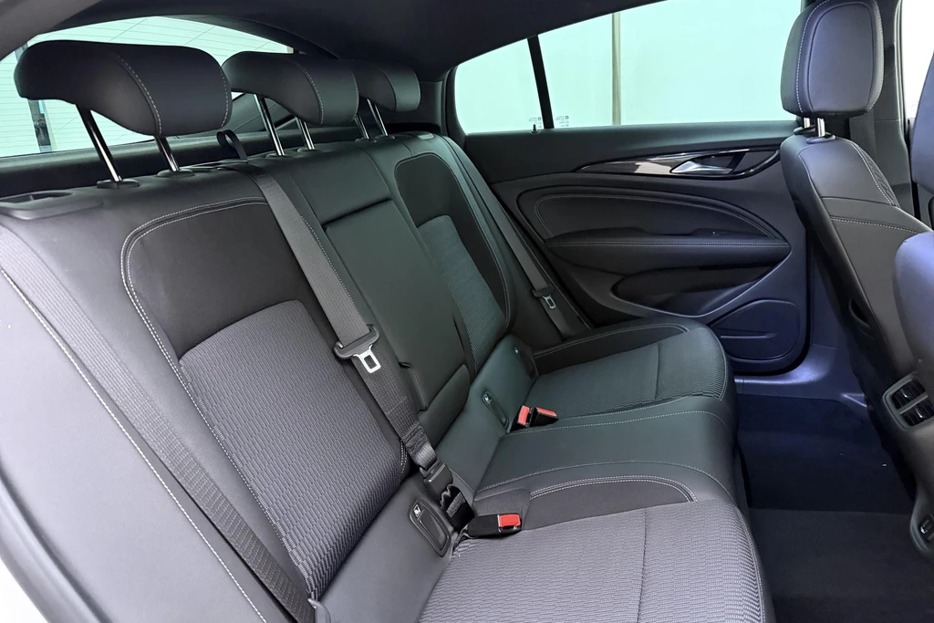 Opel Insignia – foto 15