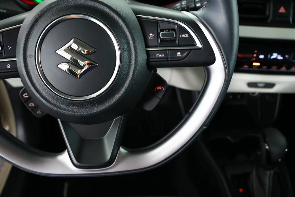 Suzuki Swift – foto 21
