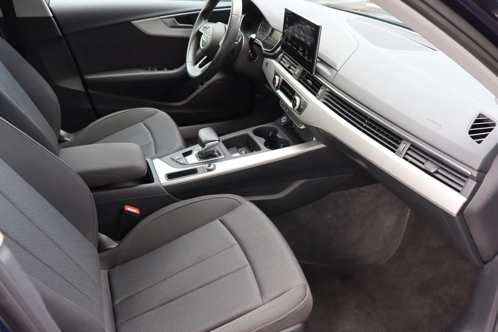 Audi A4 – foto 9