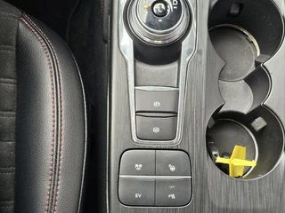 Ford Kuga – thumbnail 27