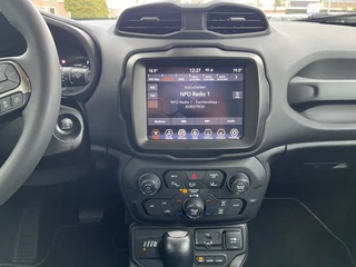 Jeep Renegade – thumbnail 11