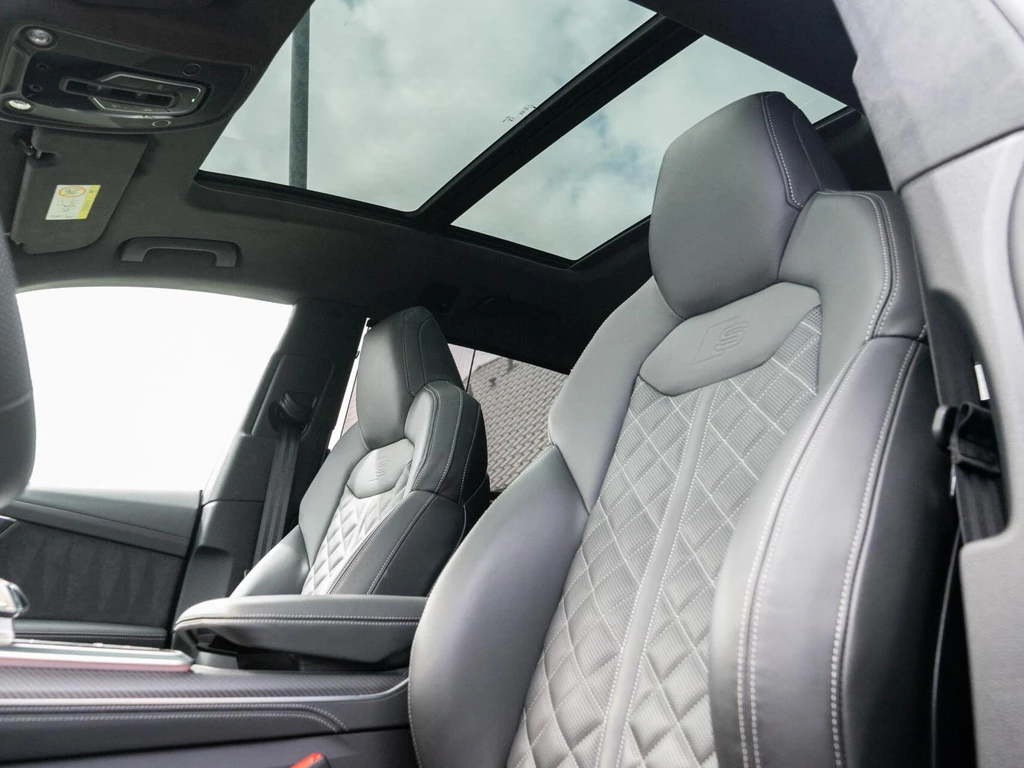 Audi Q8 – foto 32