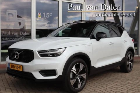 Volvo Xc40 1.5 T4 211PK RECHARGE R-DESIGN Panodak | Leer | Wit Metallic | Camera | Keyless | Adapt.Cruise | 19 Inch Lm | Pdc v+a |