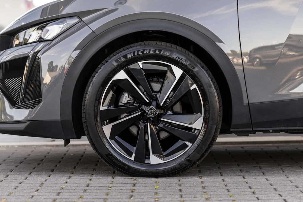 Peugeot 408 – foto 18