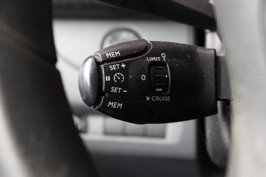 Peugeot e-Expert – foto 32
